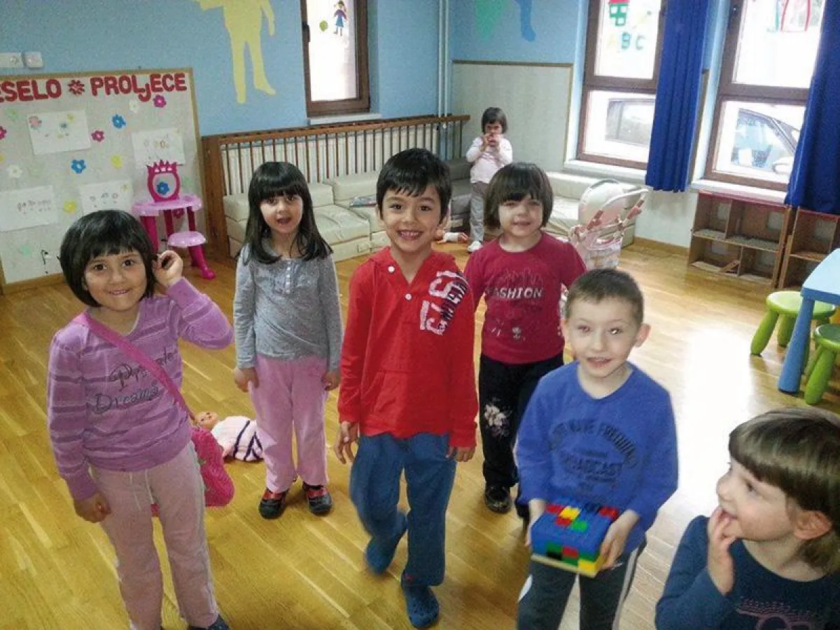 Kinder des Familienprojekts ?Duga Care? in Kulen Vakuf (Stadt Bihac).