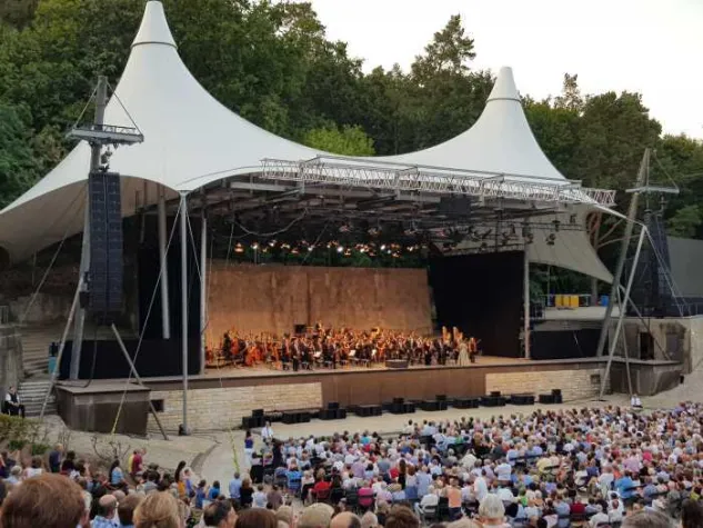 Ganz großes Kino: West-Eastern Divan Orchestra Bild: Ganz großes Kino: West-Eastern Divan Orchestra