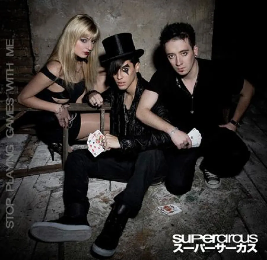 die neue Single von SUPERCIRCUS: 