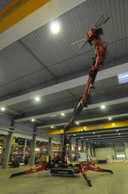 Spezial-Kran feiert Premiere auf der bauma 2010 - WEMO-tec GmbH kooperiert mit Palfinger Bild: Spezial-Kran feiert Premiere auf der bauma 2010 - WEMO-tec GmbH kooperiert mit Palfinger