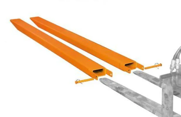 Bild: Gabelverlängerungen und Anti-Rutsch-Auflagen steigern die Reichweite des Gabelstaplers