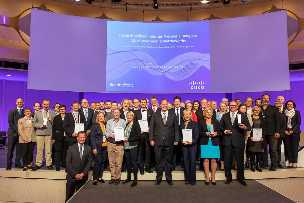 Die Gewinner des 18. eGovernment-Wettbewerbs. Quelle: Copyright MIKA-fotografie I Berlin