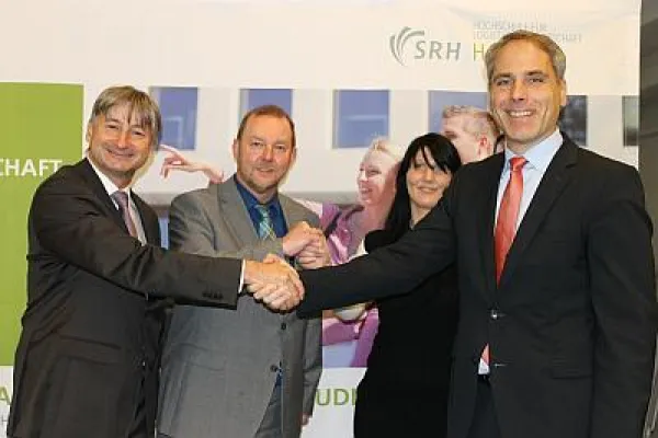 Bild: Lokale Vernetzung ist uns wichtig - SRH Hochschule Hamm und HeLi NET kooperieren