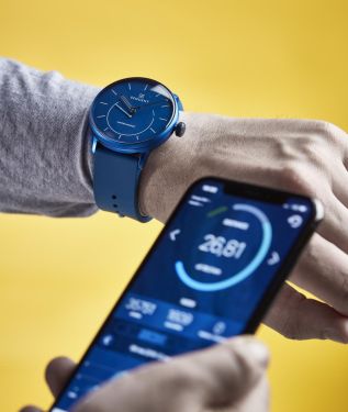 SEQUENT® Elektron®: Erste Titanium “Smart” Selbstladende Uhr