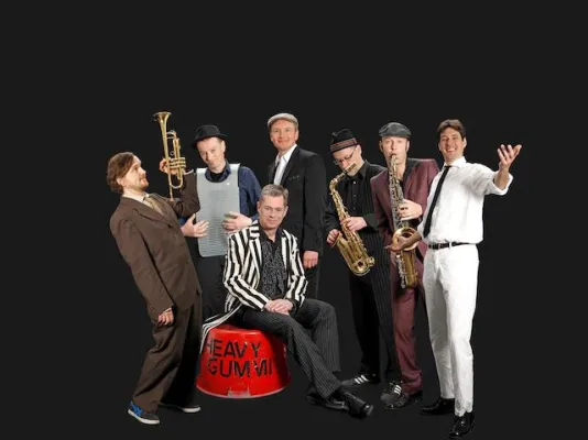 Der neue Jugend-Stil: Möbel vom Trödel & heiße Musik Bild: Der neue Jugend-Stil: Möbel vom Trödel & heiße Musik