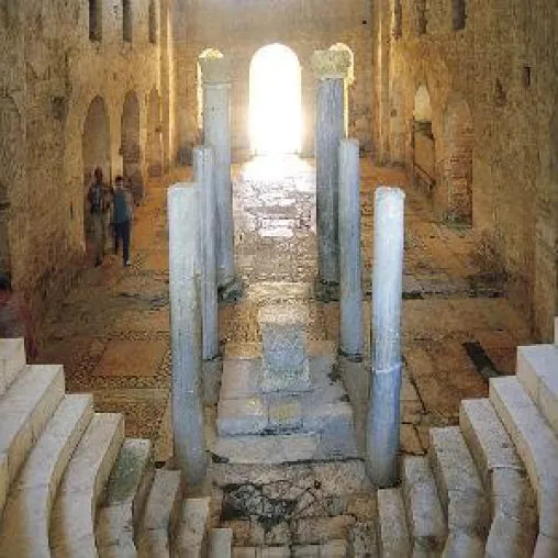 Bild: AUSGRABUNGEN AN DER SANKT NIKOLAUS BASILIKA BEI ANTALYA