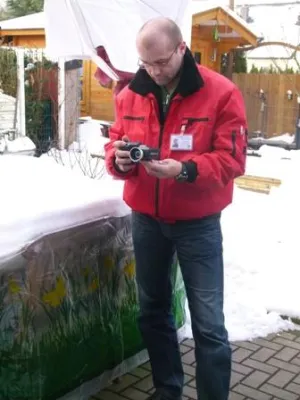 Bild: Bausachverständiger vor Ort - Dirk Leeuwestein auf der Baumesse in Rheinberg
