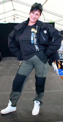 Bild: Style at work - Berufsbekleidung mal anders