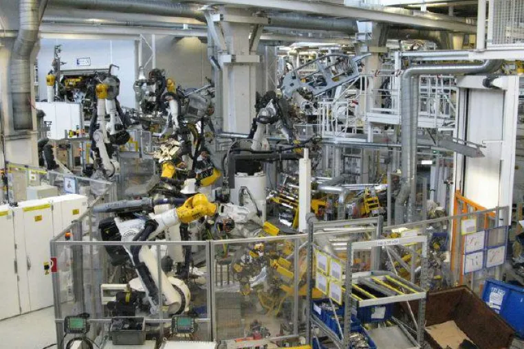 Bild: Effiziente Taktzeitoptimierung für Roboteranlagen