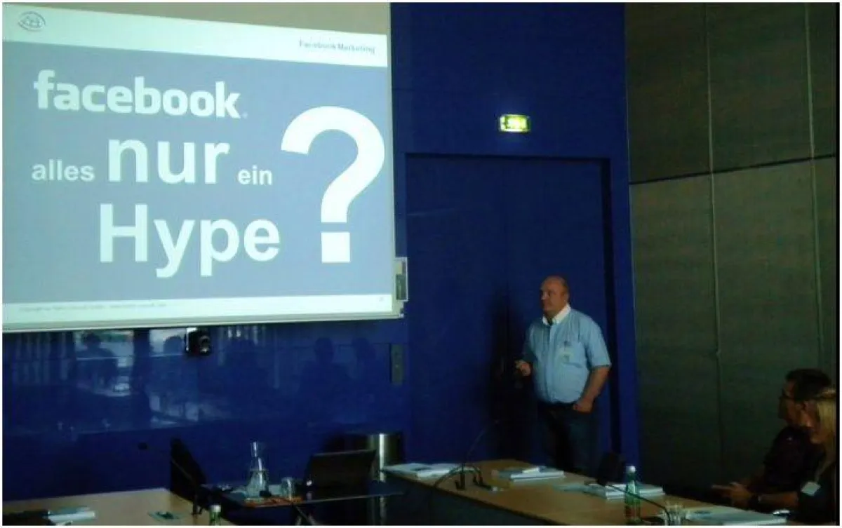 Facebook-Seminar mit Thomas Hutter