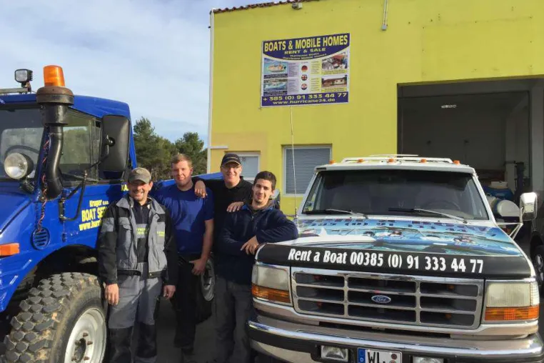 Bild: Mit Hurricane24 ein Motorboot in Kroatien mieten
