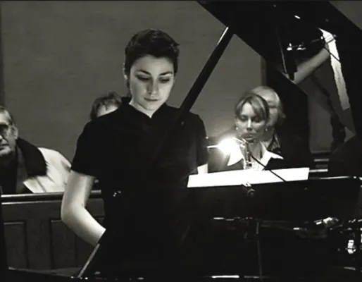 Bild: "Brunch Classics" mit der Konzertpianistin Marina Baranova im Kanapee, Hannover