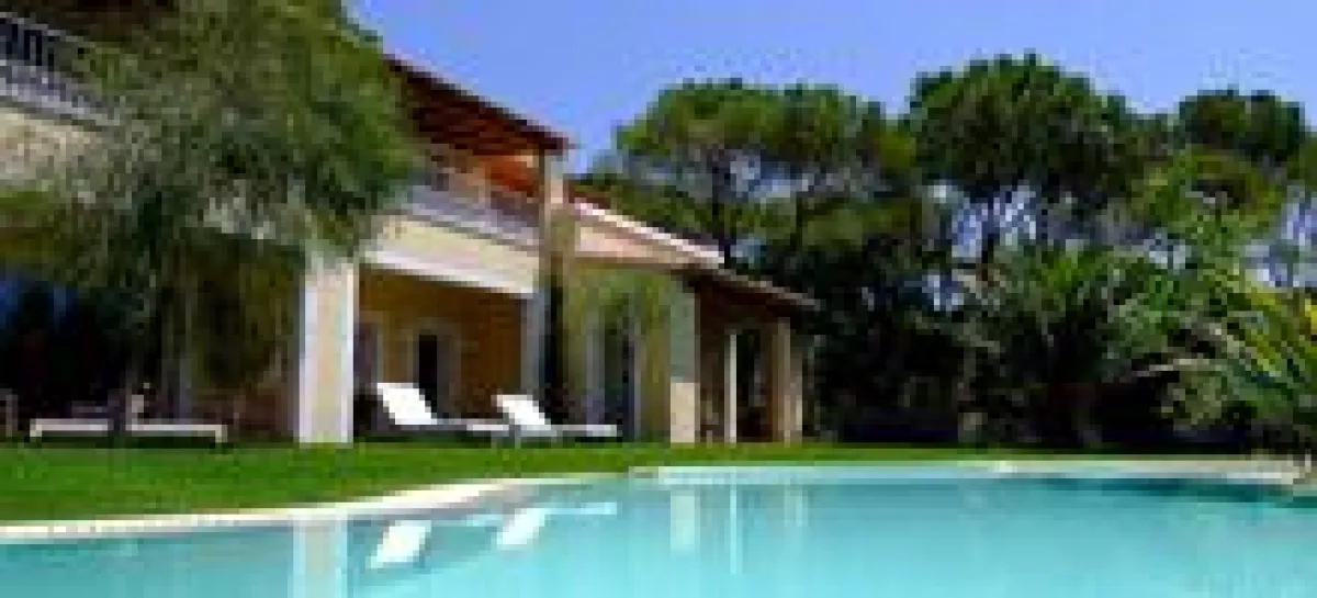 Sardinien mit BestAgeHolidays im Forte Village