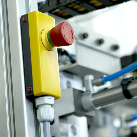 Bild: Befehlsgeräte RAFIX 22FS zur Montage auf der Profilschiene