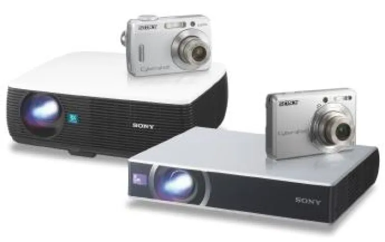 Bild: Gleich zwei gute Gründe zu lächeln bei Sony