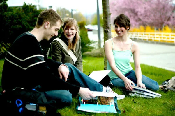 Stipendium Ausland: Stipendium für USA, Kanada & Australien Bild: Stipendium Ausland: Stipendium für USA, Kanada & Australien