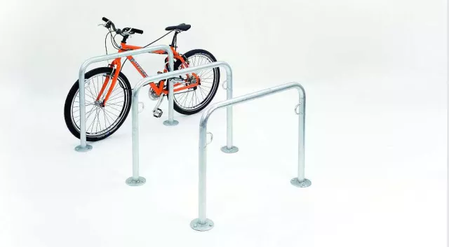 Bild: Fahrradparksysteme im Wandel der Zeit – von der Fahrradklemme zum modernen Fahrradparker