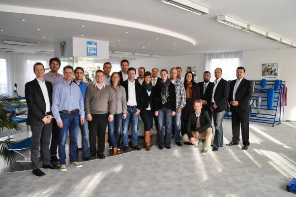 AKJ besucht die VEIT Group in Landsberg/Lech Bild: AKJ besucht die VEIT Group in Landsberg/Lech