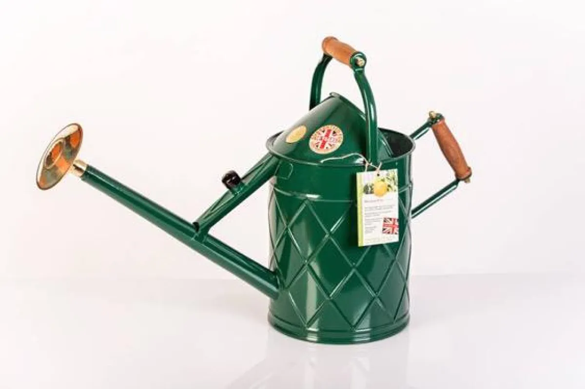 Die klassische Haws Heritage Gießkanne leistet lange Zeit treue Dienste im Garten