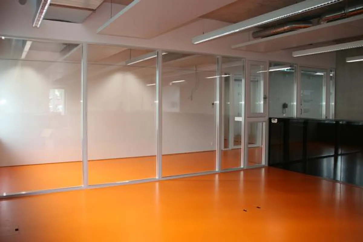 Planline, Raumtrennsystem aus Glas, bietet individuelle Gestaltungsmöglichkeiten