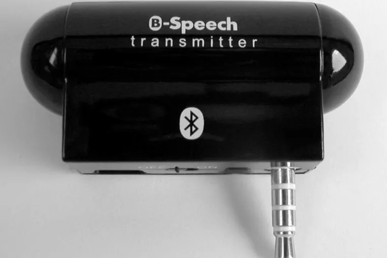 Bild: Einzigartig: B-Speech Stereo Transmitter erkennt die zwei gängigsten Pairing-Codes