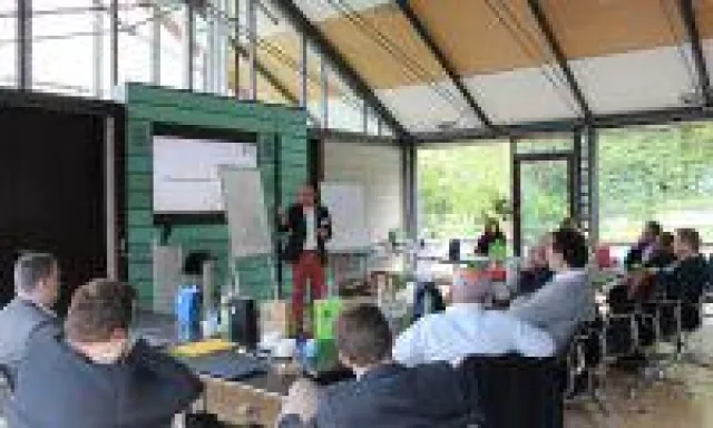 Bild: The Group of Analysts AG veranstaltet Frühjahrskonferenz des Analystennetzwerkes COSMOS