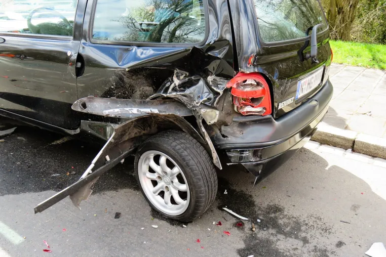 Unfallwagen verkaufen – Risiko und Chancen Bild: Unfallwagen verkaufen – Risiko und Chancen
