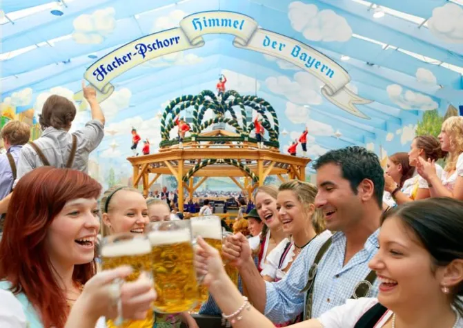 Bild: Oktoberfest feiert Geburtstag