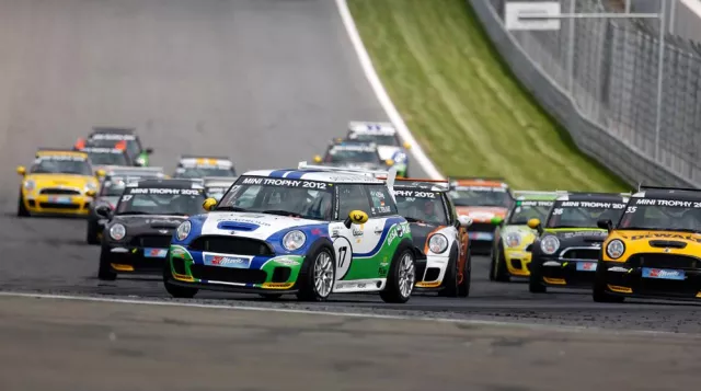 Bild: Thomas Tekaat und Steve Kirsch siegen auf dem Red Bull Ring, Jürgen Schmarl erobert Tabellenspitze.