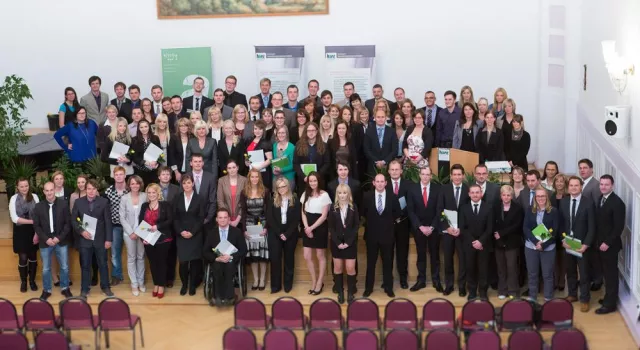 Hochschule Harz verabschiedet Absolventen des Fachbereichs Verwaltungswissenschaften Bild: Hochschule Harz verabschiedet Absolventen des Fachbereichs Verwaltungswissenschaften