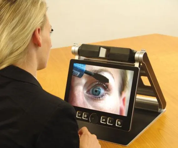 Bild: VisioBook: Das einzigartige mobile Bildschirmlesegerät von BAUM