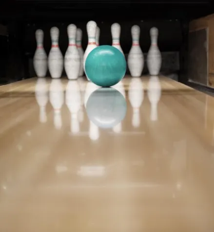 Bild: E-Plus Bowling: Täglich Kegel abräumen und Chance auf tolle Preise nutzen