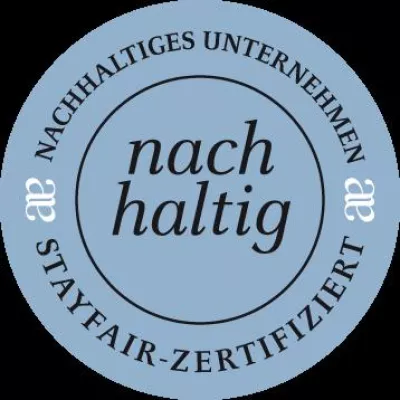 Bild: Kooperation für Nachhaltigkeit und Materialehrlichkeit bei Möbeln