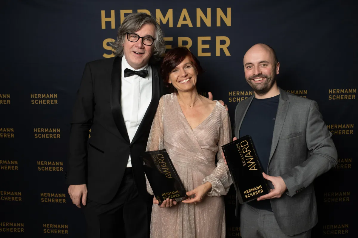 Foto (vlnr): Hermann Scherer, Dr. Monika Kibele, Julian Moosmann (© Justin Bockey)