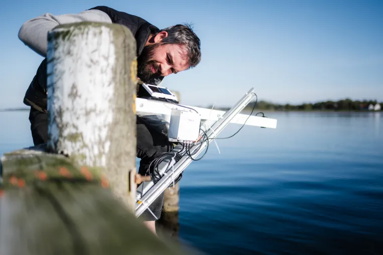 Bild: Smarte Marinas - Daten aus dem Hafenbecken: Neue Sensorik liefert Echtzeit-Infos für Segler:innen