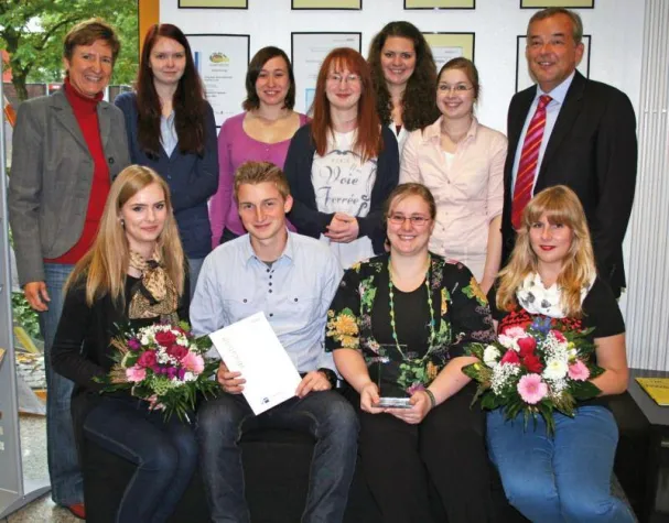 Bild: "Sehr gut": NWB Azubis unter den besten ihres Jahrgangs