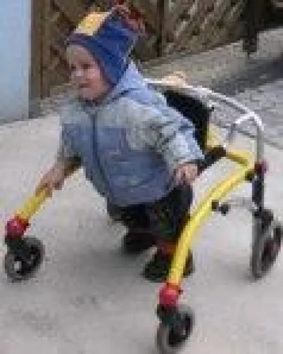 Bild: Deutsche Lebensbrücke fordert Bürokratieabbau für Eltern pflegebedürftiger Kinder