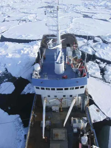 DNV-Studie - Regelmäßige Containerschifffahrt in der Arktis nur mit schwerer Eisverstärkung möglich Bild: DNV-Studie - Regelmäßige Containerschifffahrt in der Arktis nur mit schwerer Eisverstärkung möglich