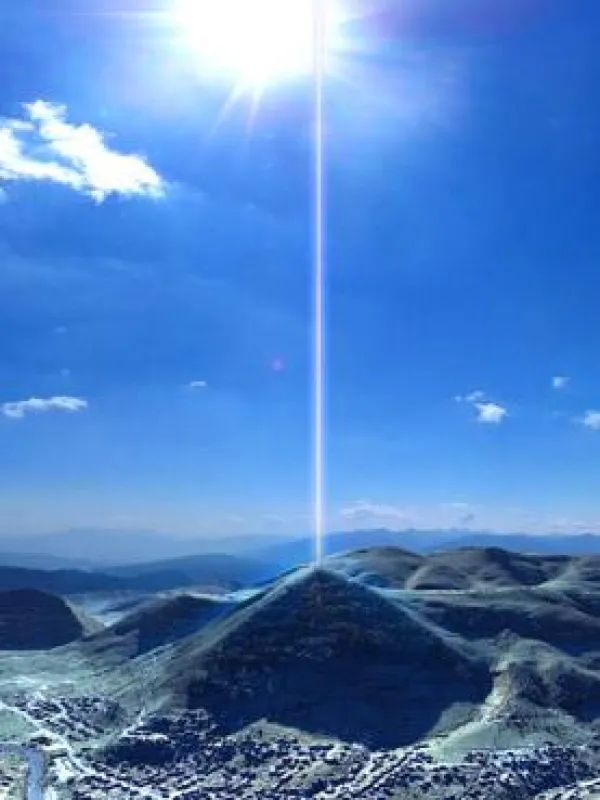 elektromagnetische Energie im Zentrum der Sonnenpyramide / Bosnien