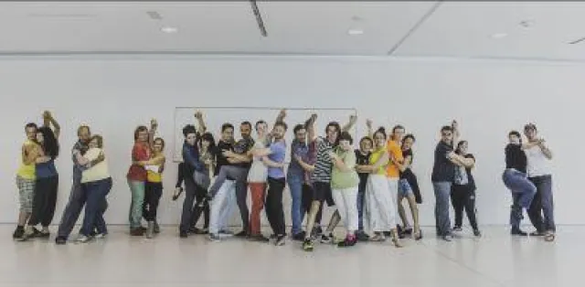 Bild: Tango en Punta – sich im Tango begegnen