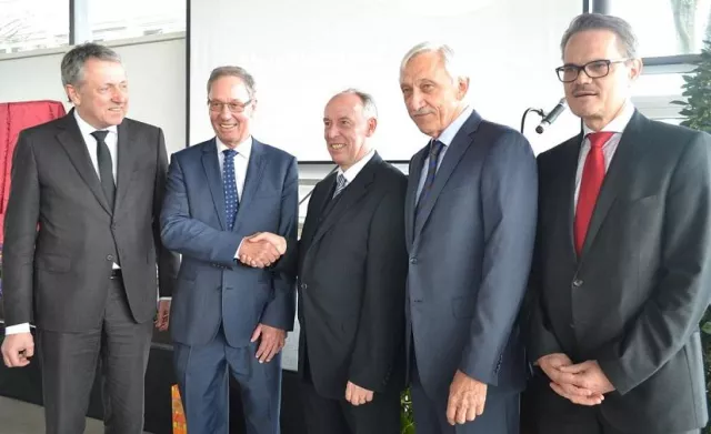 Bild: HdWM-Präsident Prof. Dr. Franz Egle verabschiedet sich - Prof. Dr. Michael Nagy idealer Nachfolger