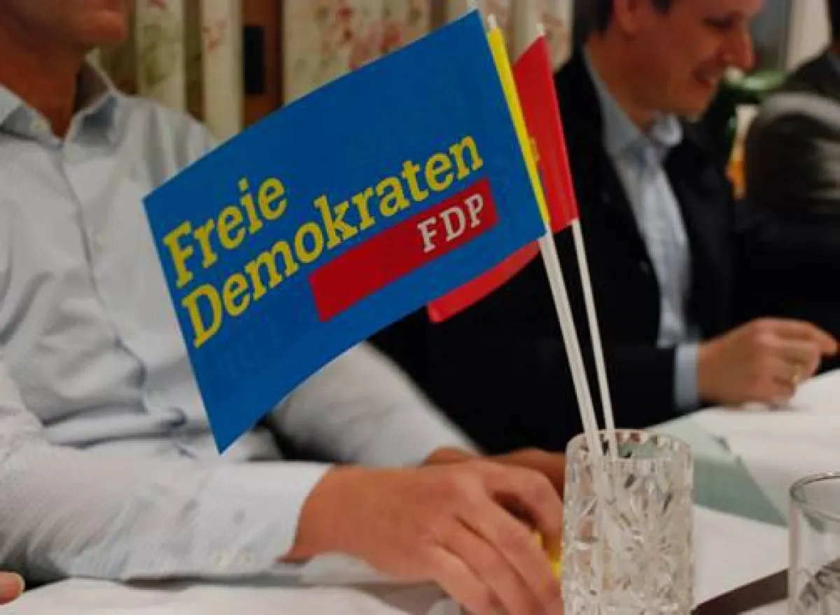 Empfangen statt senden: FDP Haar bietet den Bürgern mit offenen Foren eine breite Plattform.