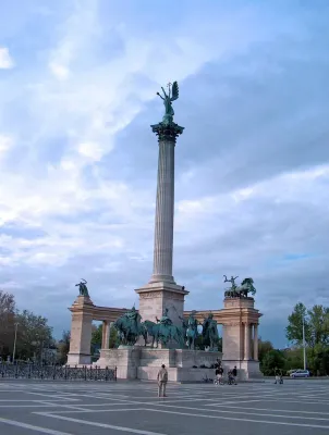 Bild: Auf einer Klassenfahrt Budapest entdecken