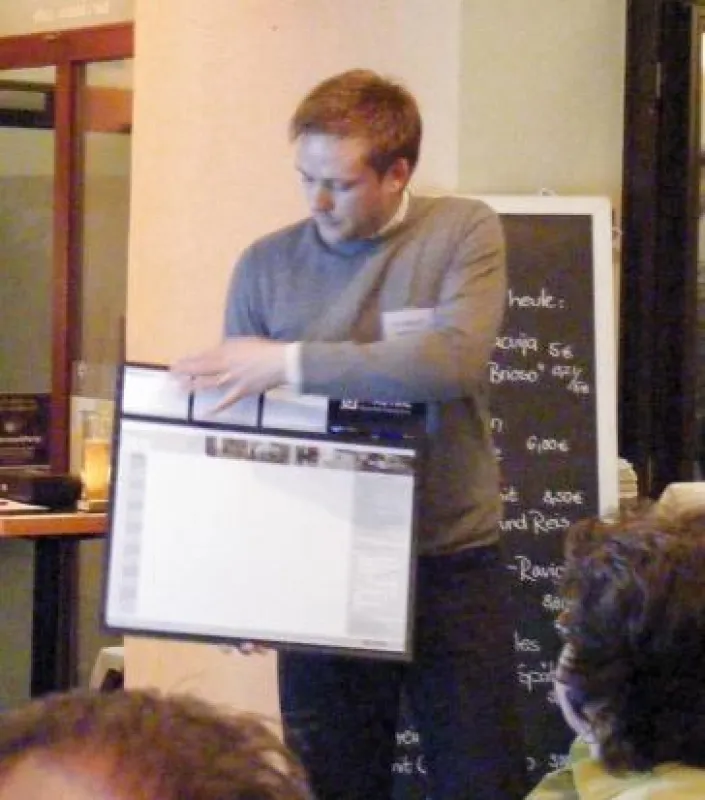 Andreas Helge (Designbüro formspiel) zeigt konkrete Beispiele und macht Design greifbar.