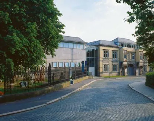 Tutenfru: Über Aberglaube und Tod Bild: Tutenfru: Über Aberglaube und Tod