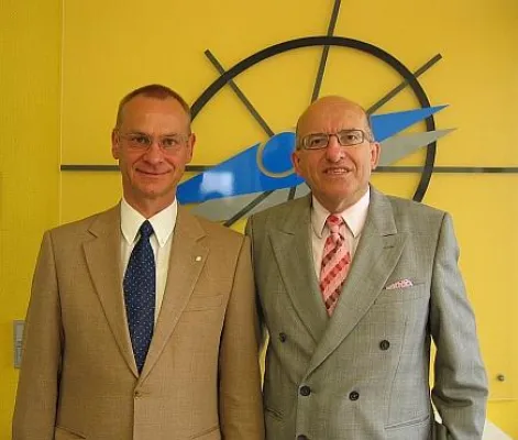 Bild: Fit in der Krise: Reinhard B. Großmann trifft Bestsellerautor und Erfolgscoach Prof. Dr. Jörg Knoblauch
