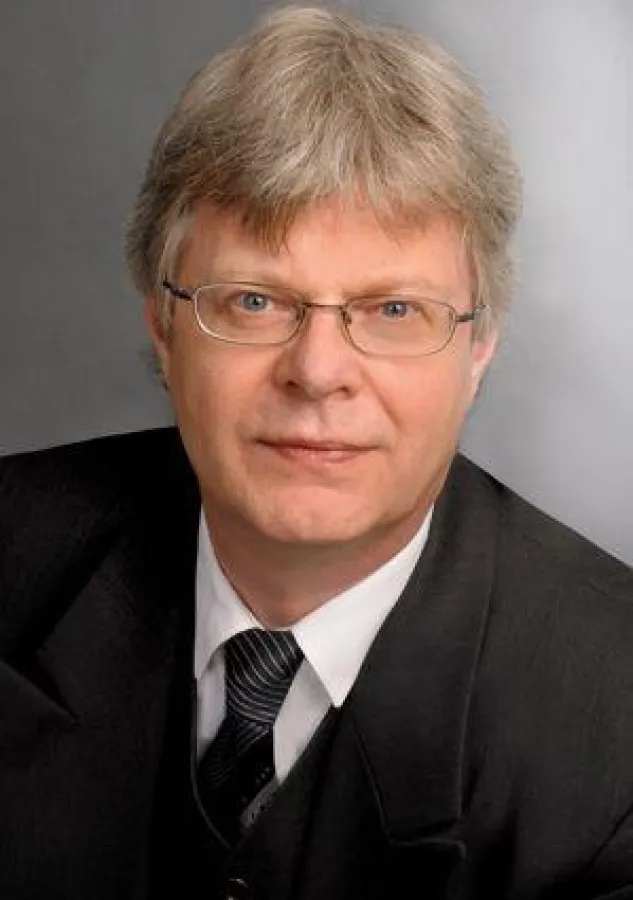 Bert Rheinbach, Geschäftsführer der OPTIMAL System-Beratung