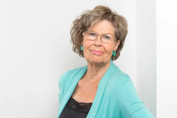 Bild: „Denk jung!“: Die 80-jährige Lübecker Autorin Brigitte Halenta veröffentlicht ihre Romane als Selfpublisherin