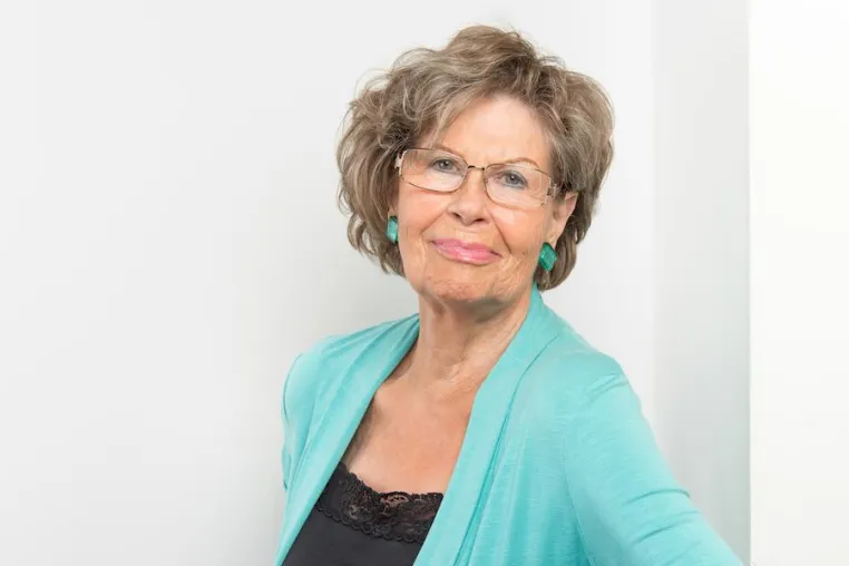 Bild: „Denk jung!“: Die 80-jährige Lübecker Autorin Brigitte Halenta veröffentlicht ihre Romane als Selfpublisherin