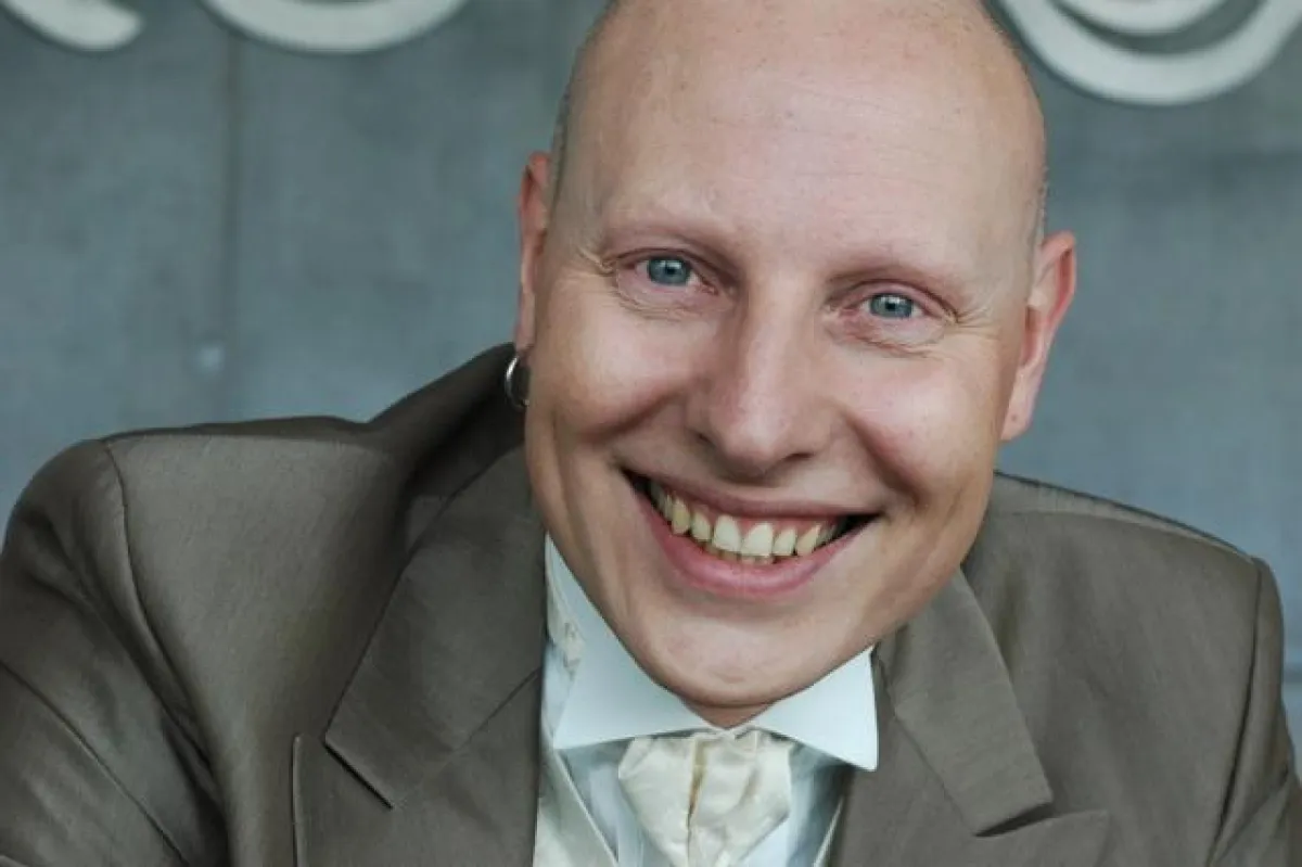 Ralph Glomp mit seiner Schlager-Comedy-Show zu Gast im Showkabarett